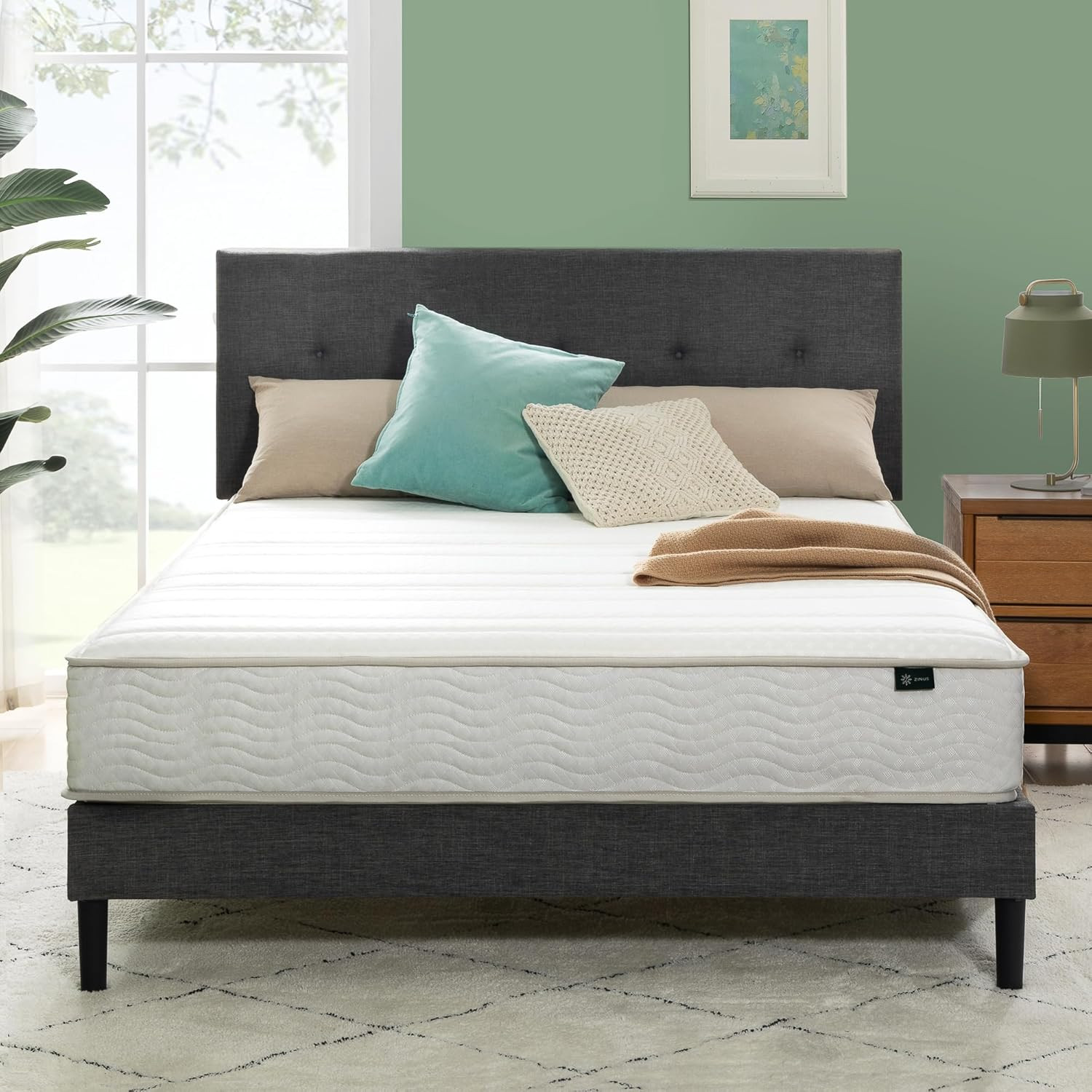 Zinus 8″ Hybrid Mattress, California King, Medium Firm, Safe & Durable