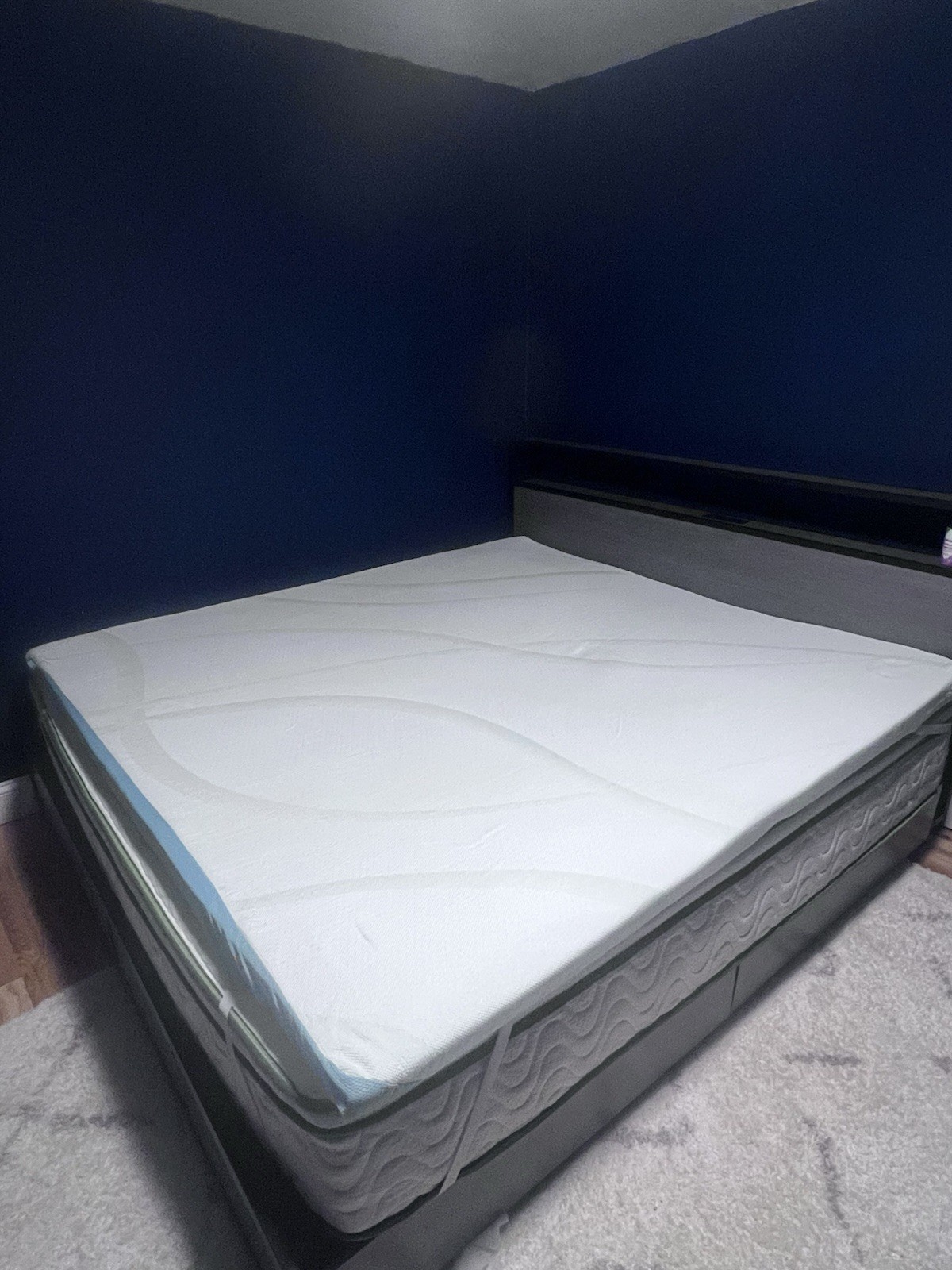 Mattress Topper – with cooling gel.