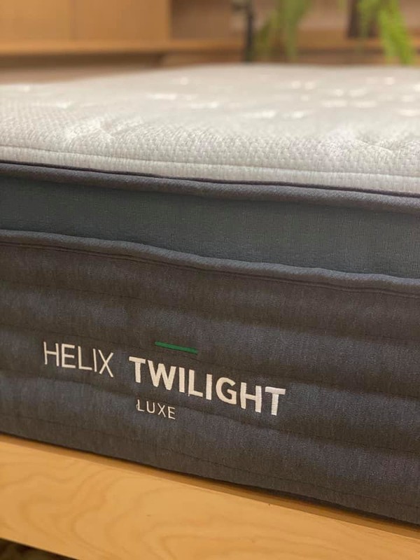 Helix Twilight Luxe Mattress QUEEN / FREE Delivery