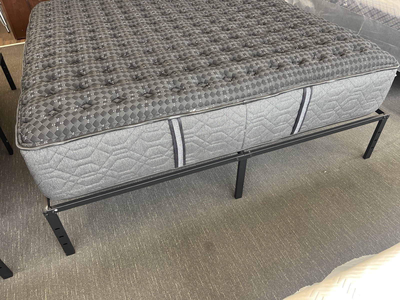 Simmons Beautyrest Black 15.25” Series 3 Three Firm King Mattress $4299.00