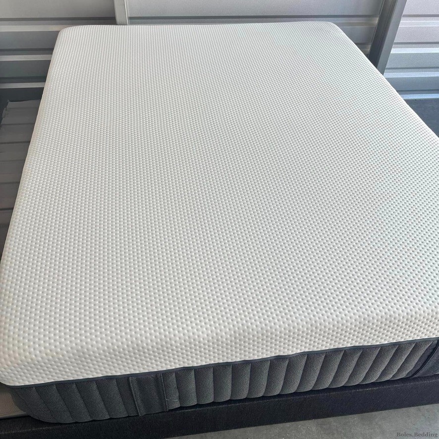 Emma Hybrid Comfort – Queen Mattress – [Retail: $1,319.00]