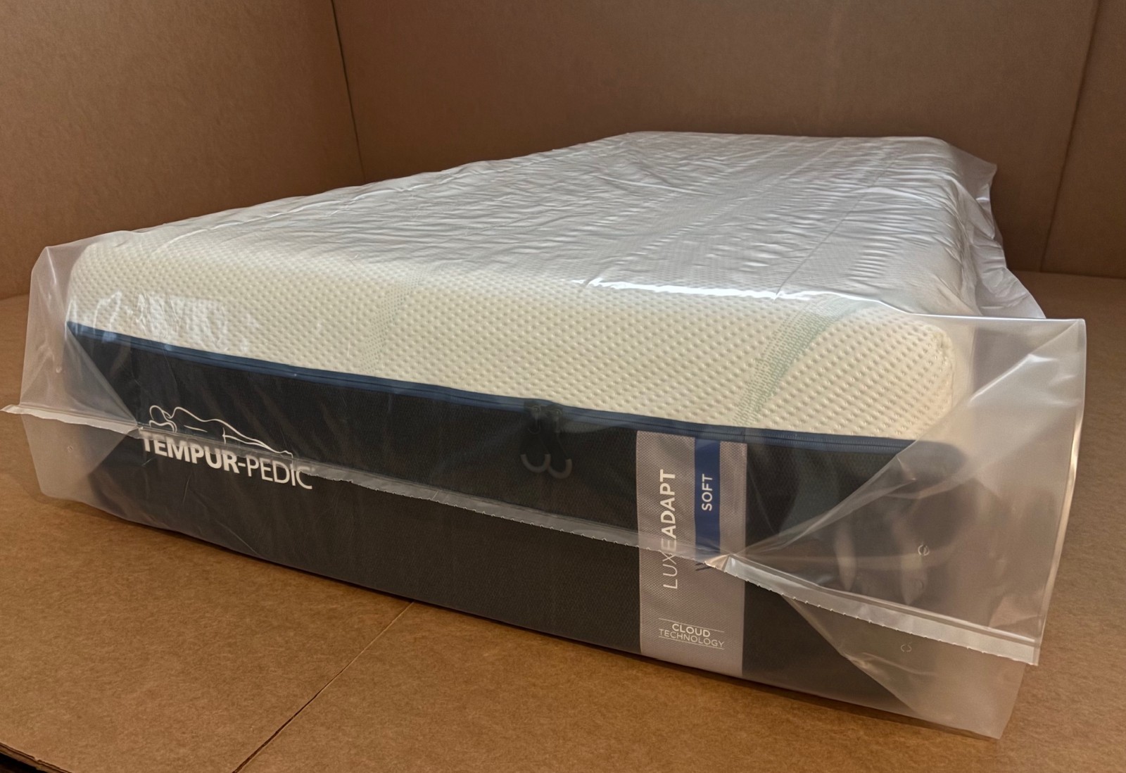 Tempurpedic LuxeAdapt Soft Twin XL Mattress Luxe Adapt MSRP $4199