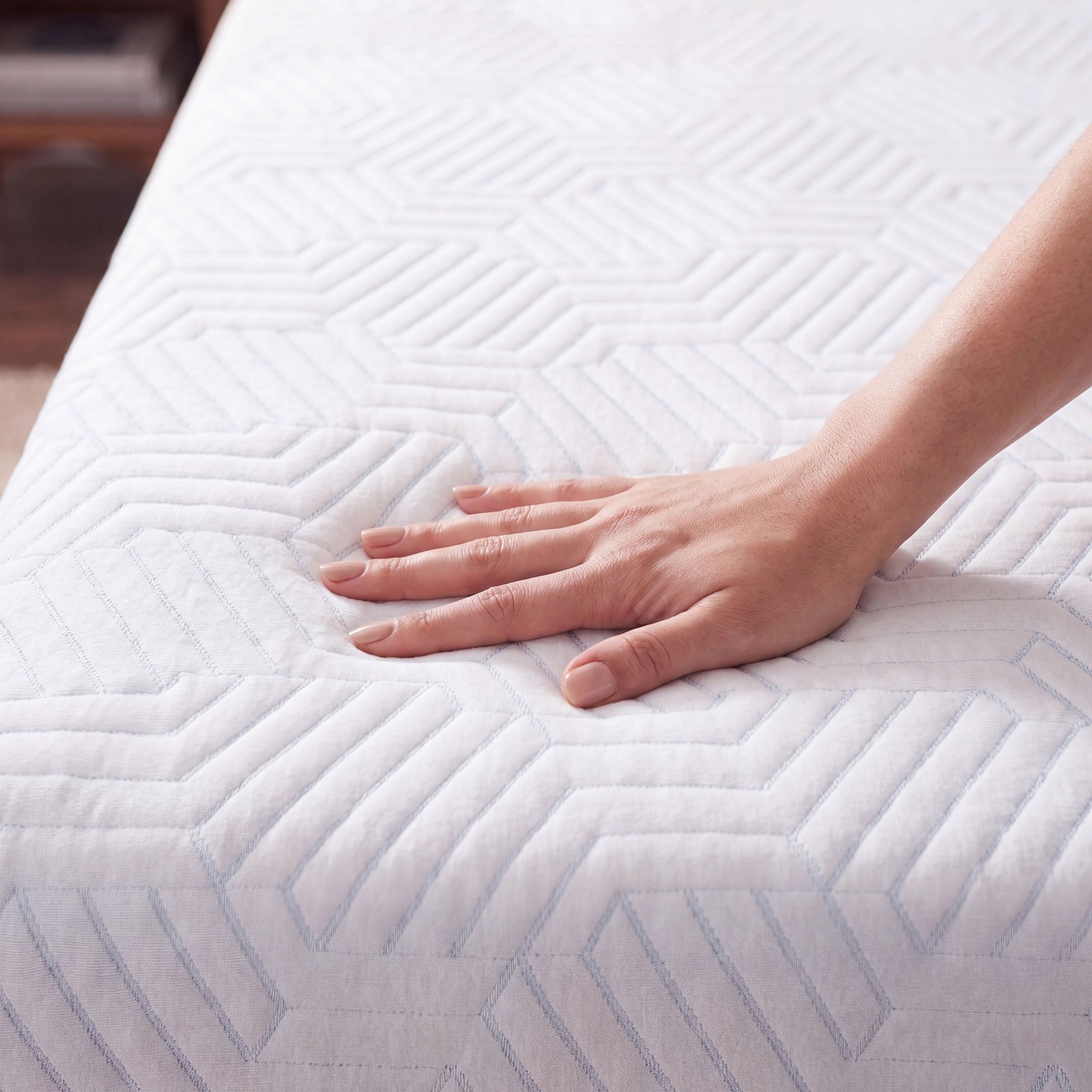 8″ Queen Firm Gel Memory Foam Mattress with Cooling Cover