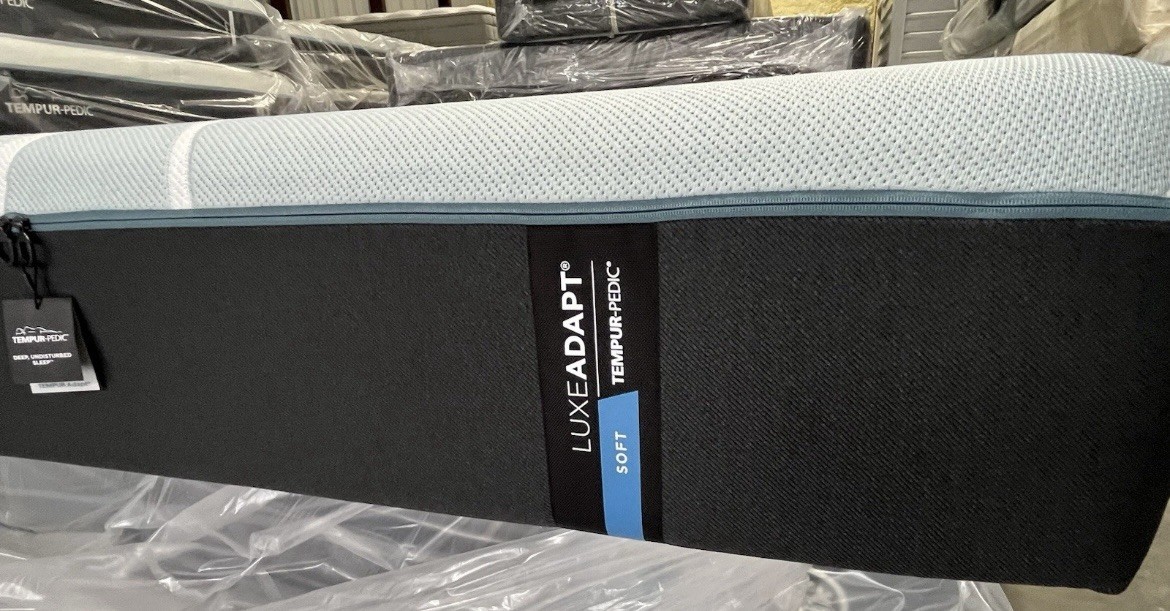 Tempurpedic Split King LuxeAdapt 2.0 Soft Mattress+Adjustable Motion Bed Base