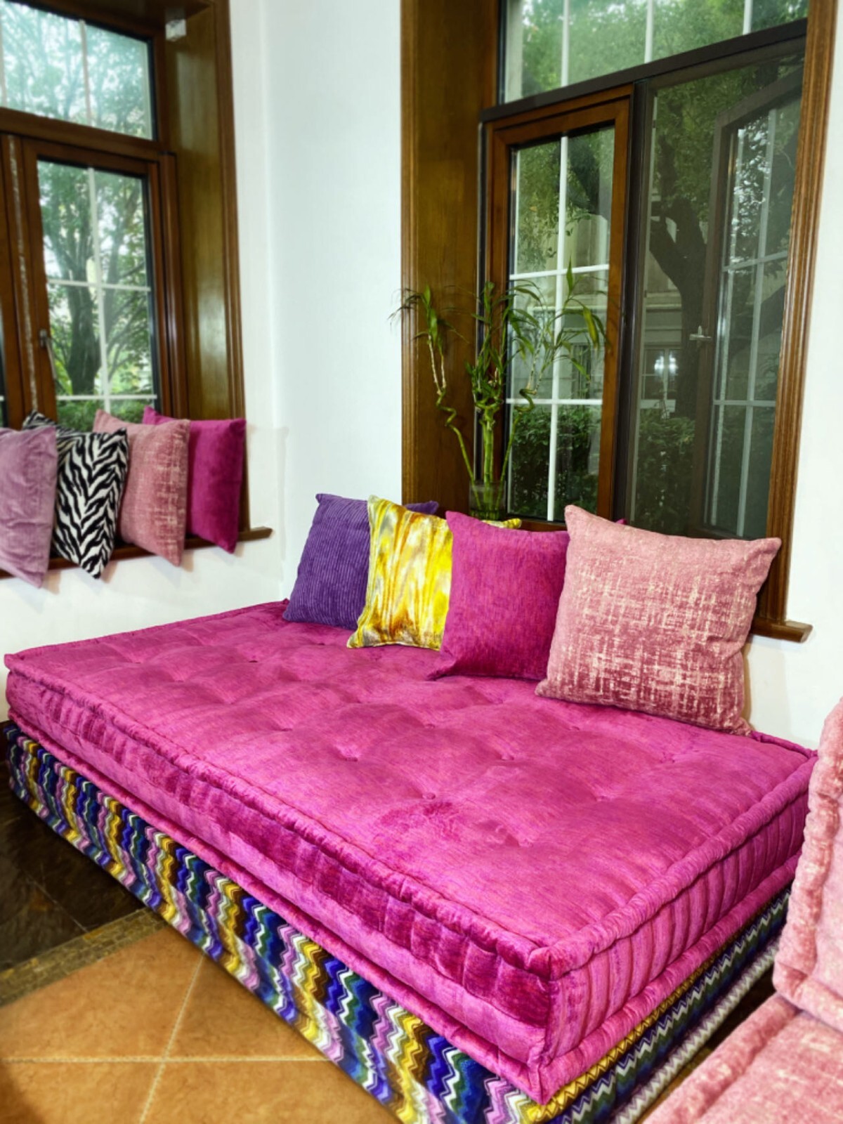 French Hand Tufted Daybed Mah Jong Sofa Modular Sectional Sofa Couch Lounge Set