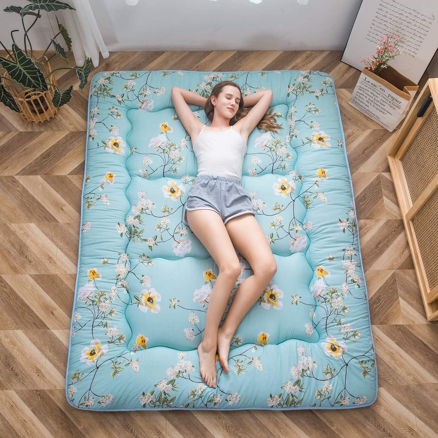 Rustic Floral Korean Floor Mattress, Foldable Mat Roll Up Camping Mattress, T…