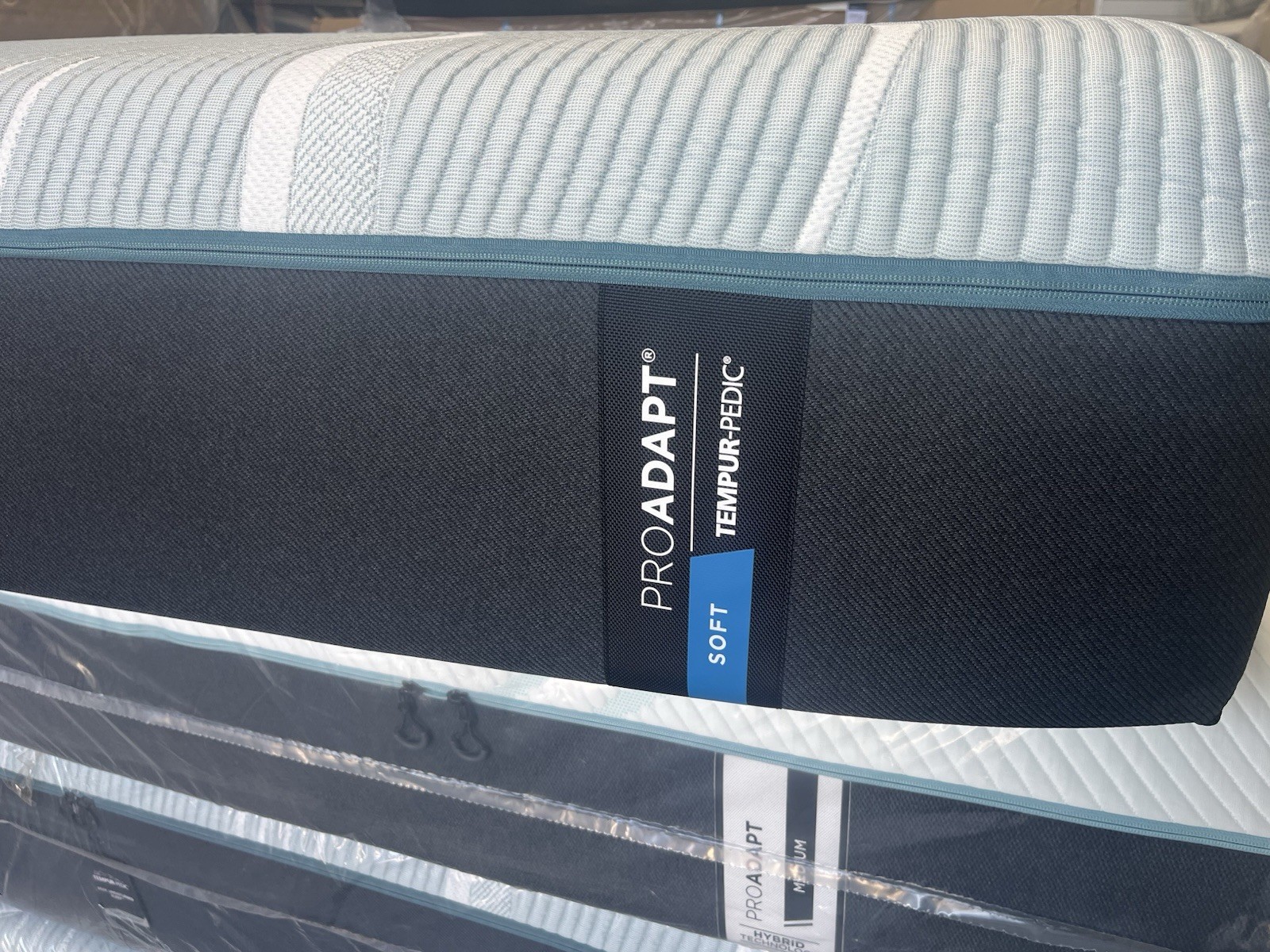 New Tempurpedic Pro Adapt Soft King Mattress MSRP 3,999.00 ProAdapt Tempur-pedic