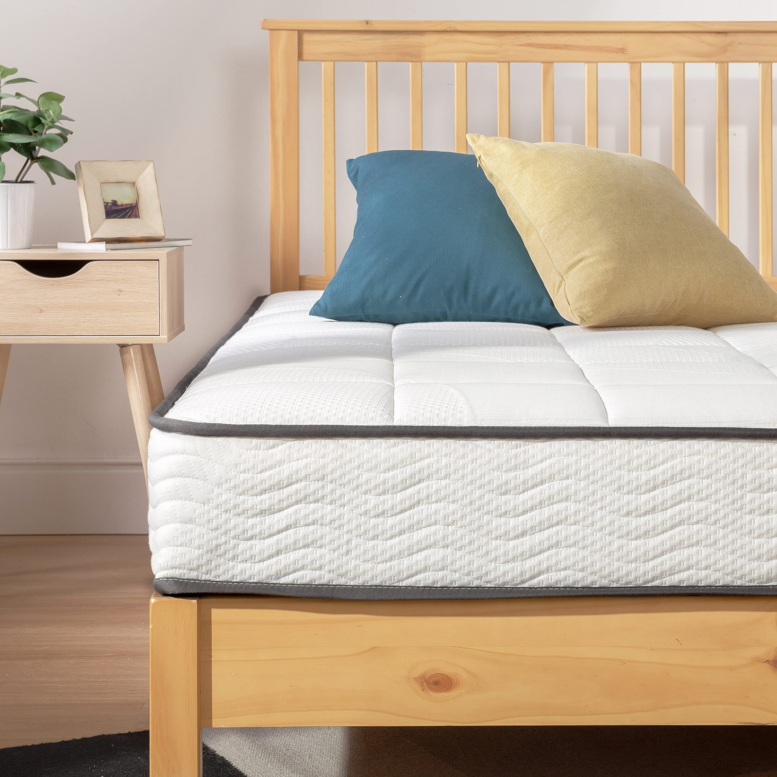 8 Inch Bonnell Spring Mattress, Comfort Foam Top with Innerspring Base, Certi…