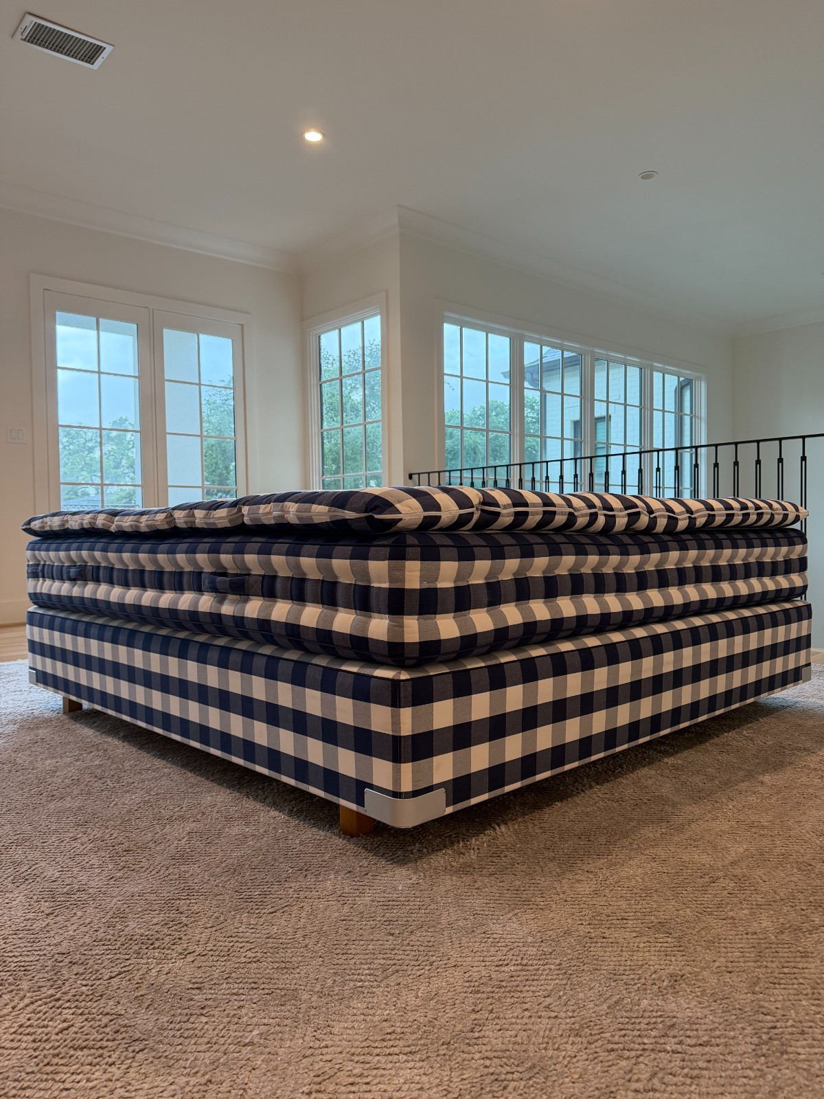 $91,000 HASTENS 2000t MATTRESS/BED