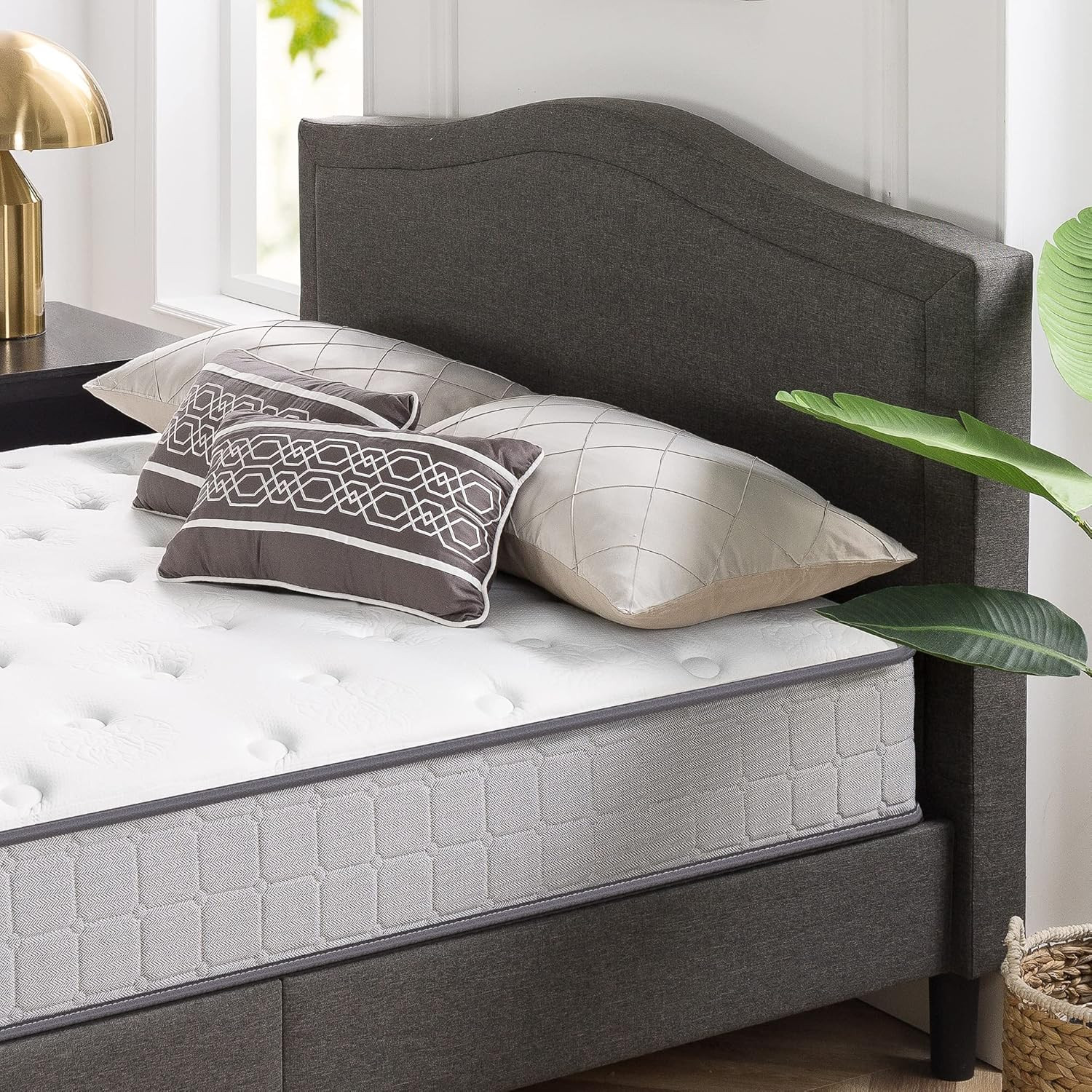 Zinus 10 Inch Comfort Support Cooling Gel Hybrid Mattress, Full, Tight Top Inner