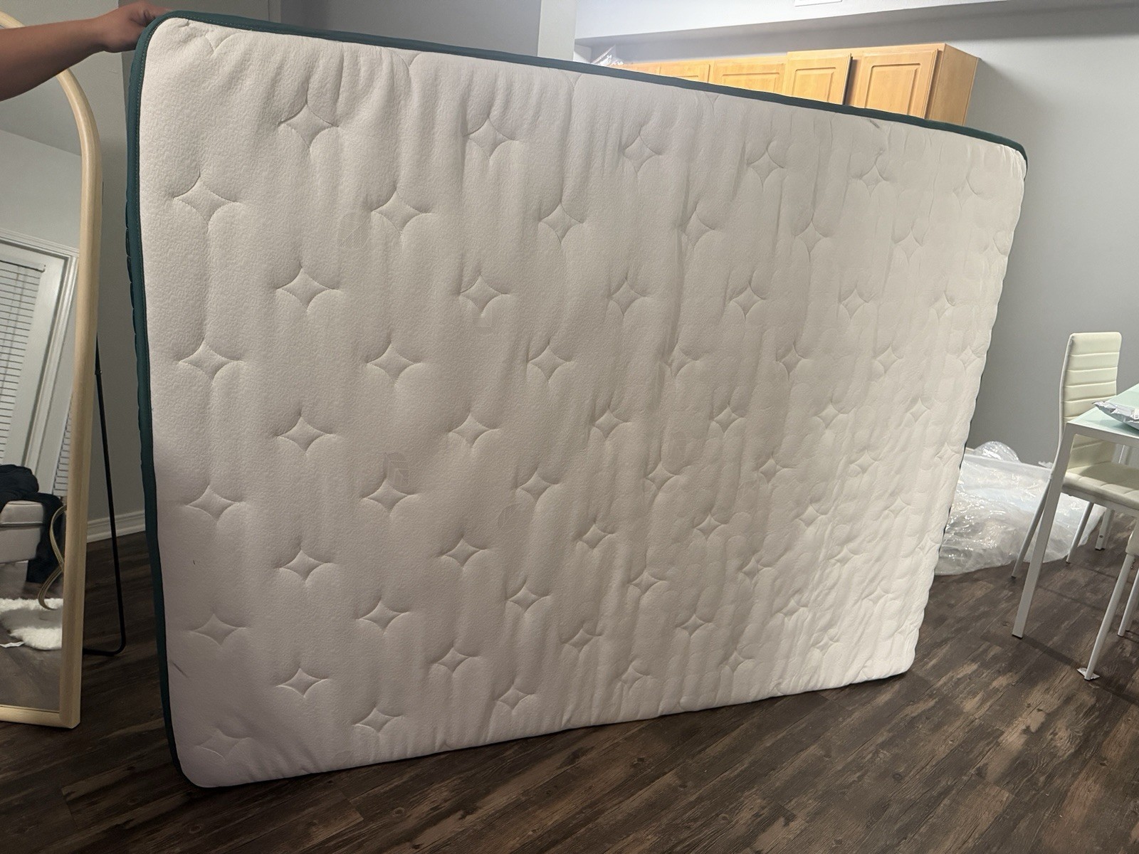 White and Gray Geometric Rectangle Mattress for Adults Bedroom Modern Design