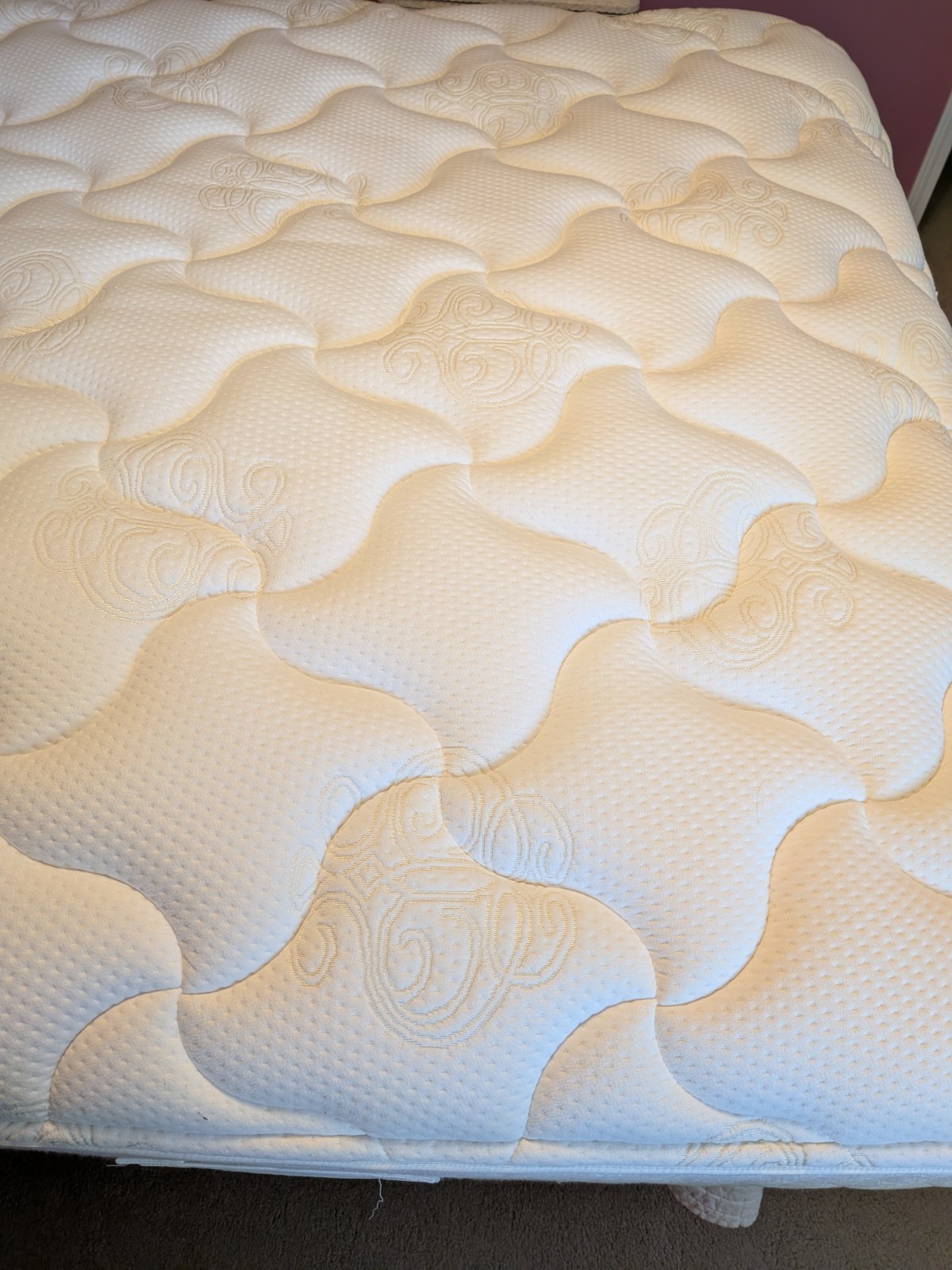 Denver Mattress – Durango firm queen-size