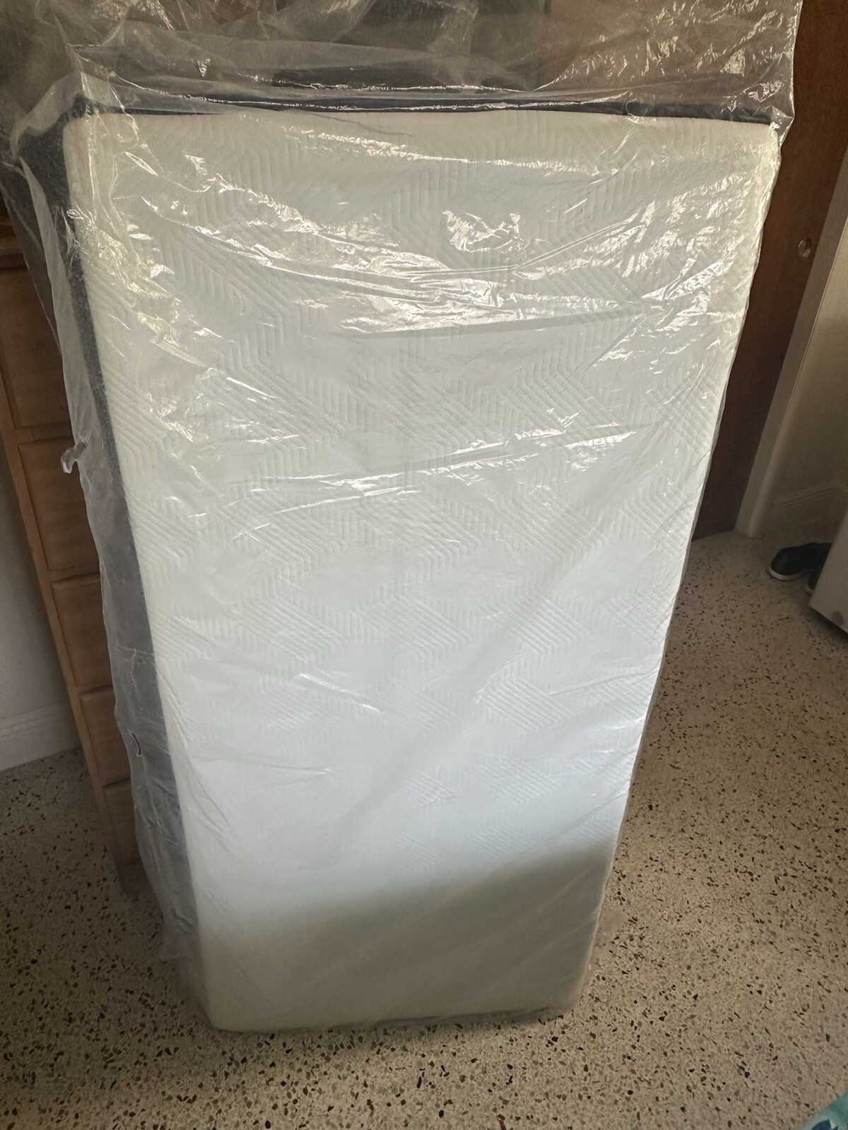 4inch Trifolding Gel Memory Foam Portable Floor Mattress | Breathable Mesh Ultra