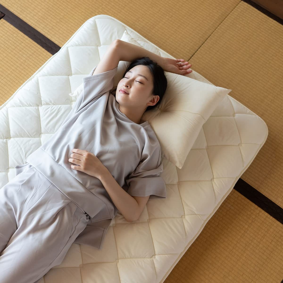 Japanese Futon Mattress CLASSE Twin (39x79in) Made in Japan White, Foldable F…