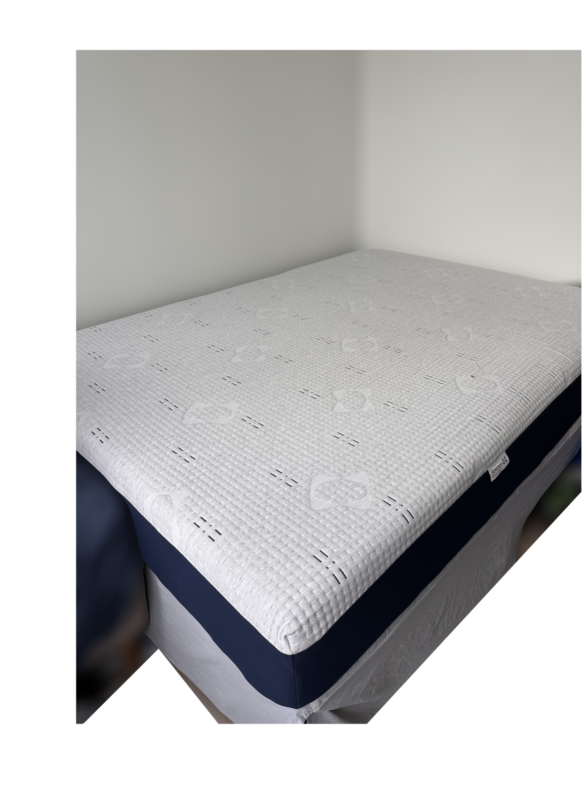 Sleepy’s by Sealy Queen Memory Foam Medium Mattress