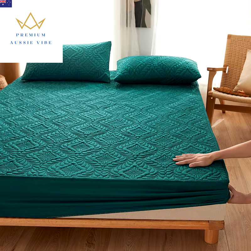 Waterproof Quilted Mattress Protector Breathable Mattress Cover Anti-Mite Anti-B