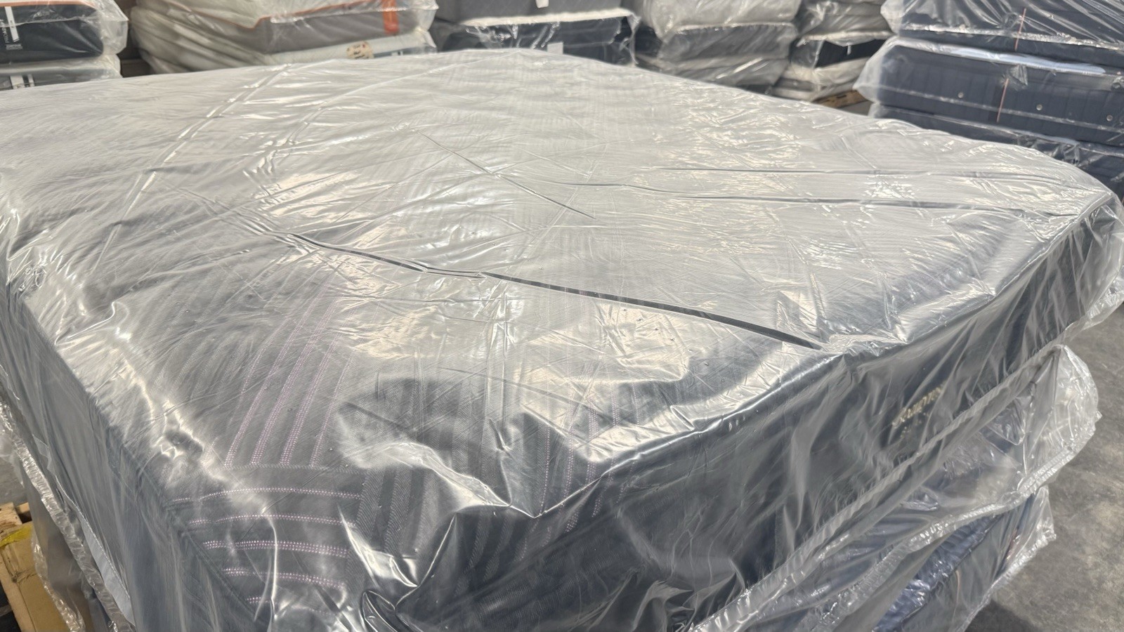King Simmons Beautyrest Black Series 2 Medium Mattress MSRP $3699