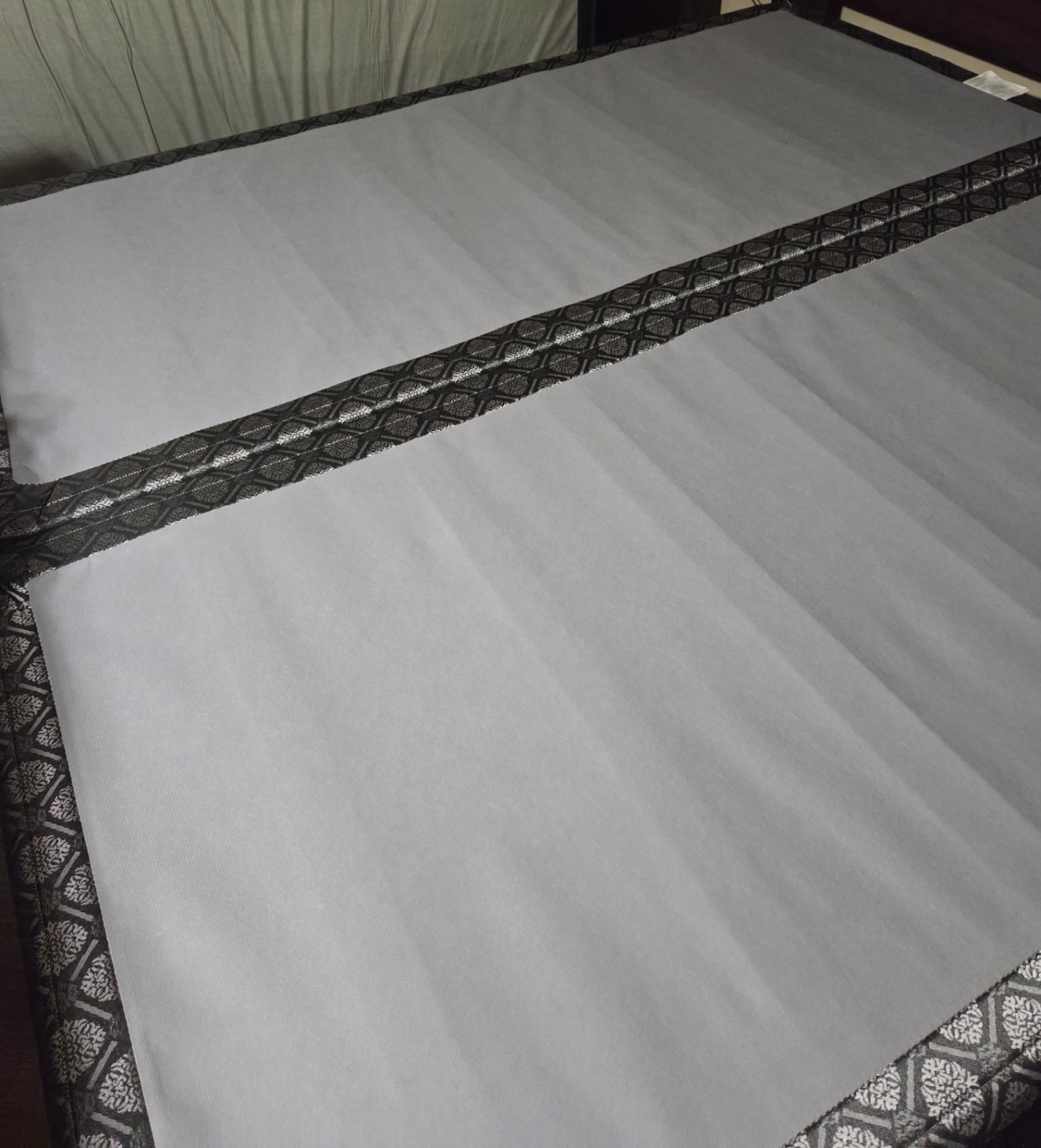 Fast Deal!!!King Size MATTRESS Set w/dual box spring! Local Pick-up Only!!!