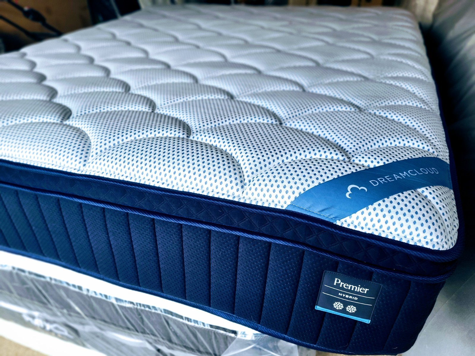 DreamCloud California King Size Mattress, 🤴 70% Discount Come Get It🛌🚗