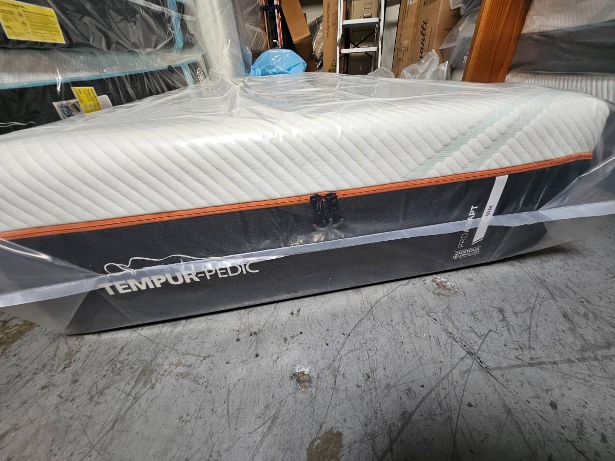 TempurPedic PRO ADAPT FIRM TWIN XL MATTRESS NEW CLEARANCE FAST SHIPPING