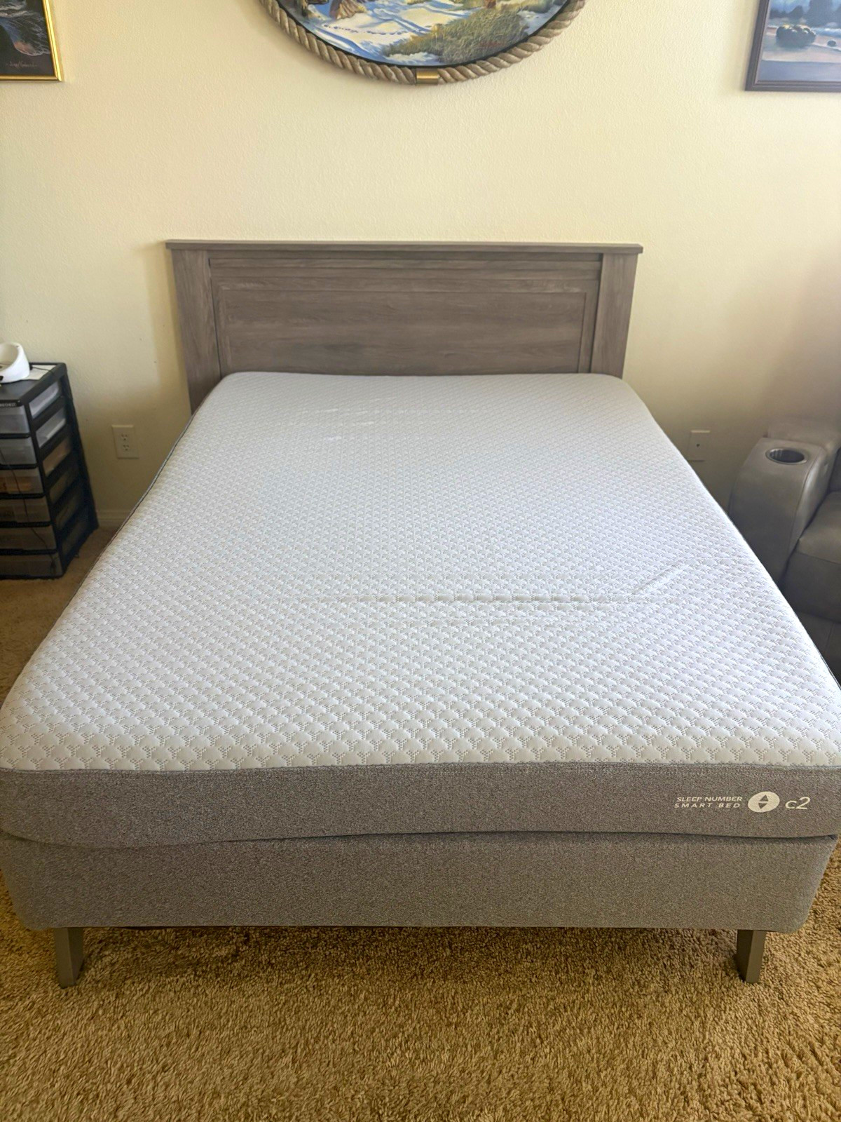 Sleep Number 360 C2 Smart Bed Queen Adjustable Firmness 40 White/Gray