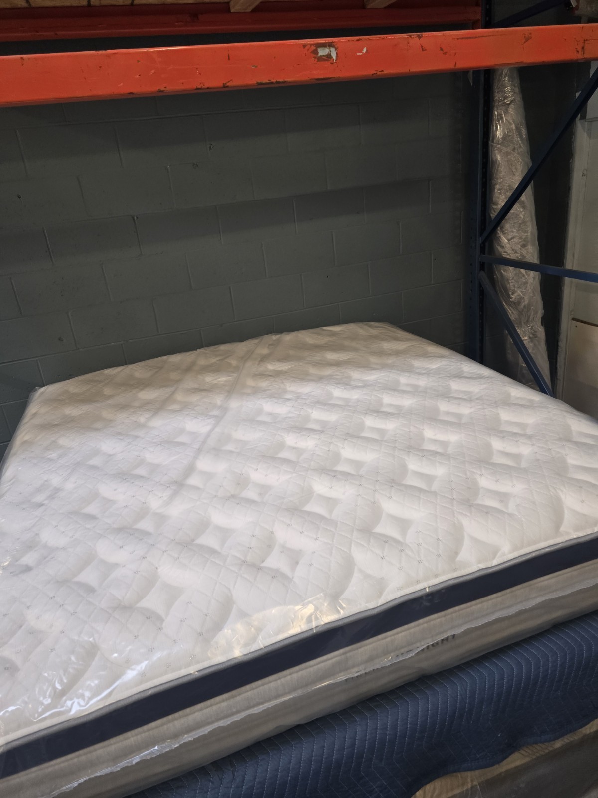 Helix Midnight Core With GlacioTex Cooling Pillow Top KING SIZE