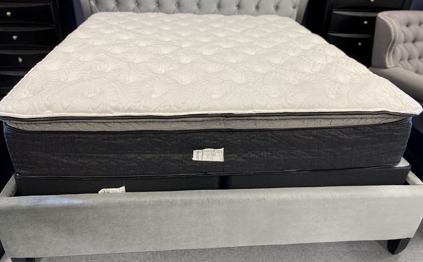 KING Pillow top mattress “Free Delivery” Cool Gel 800 Wrapped Quantum Coils 14”