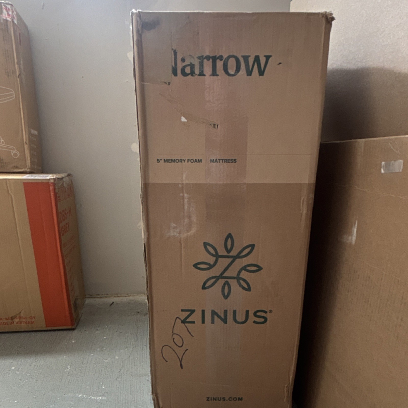 Zinus Narrow 5 in Memory Foam Mattress, Medium Firm, Beige, CertiPUR-US