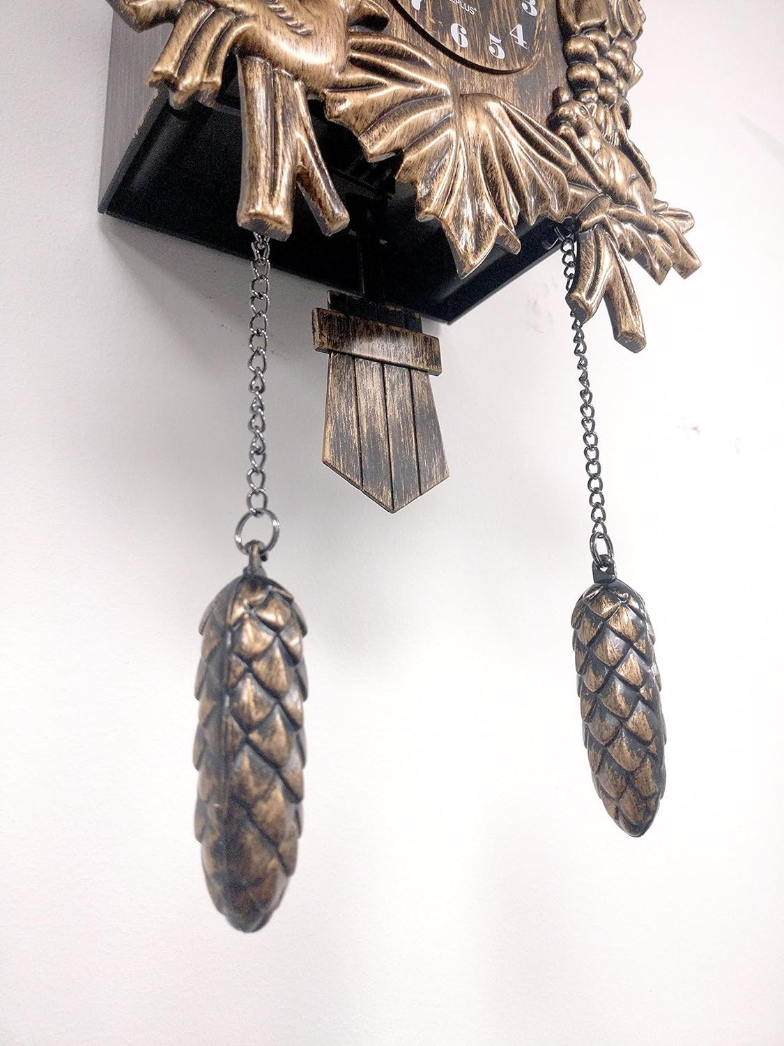 Chiming Classic Brown Vintage Cuckoo Wall Clock Hanging Bird Clock Home Decor Ch