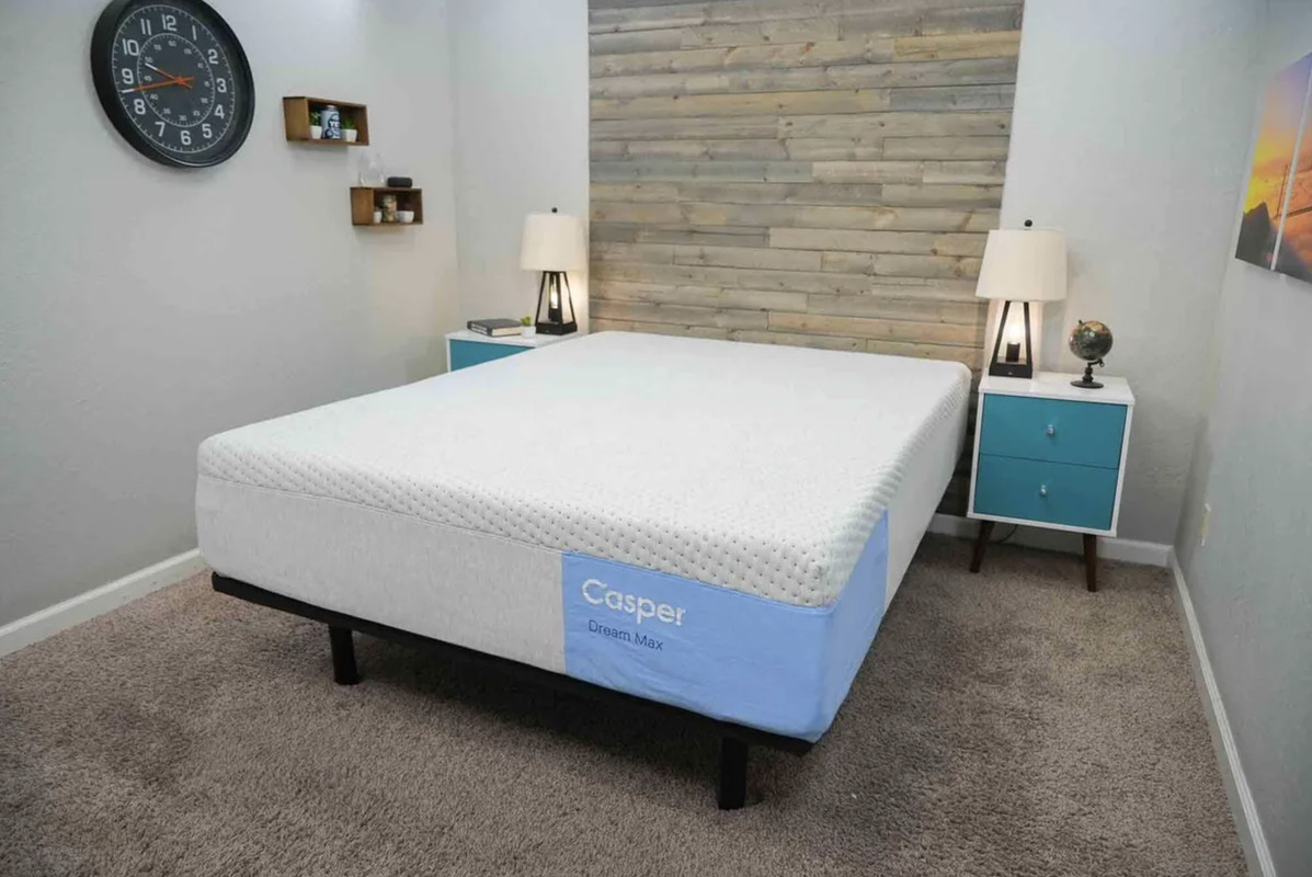 Casper Dream Max Hybrid Mattress QUEEN / FREE Delivery