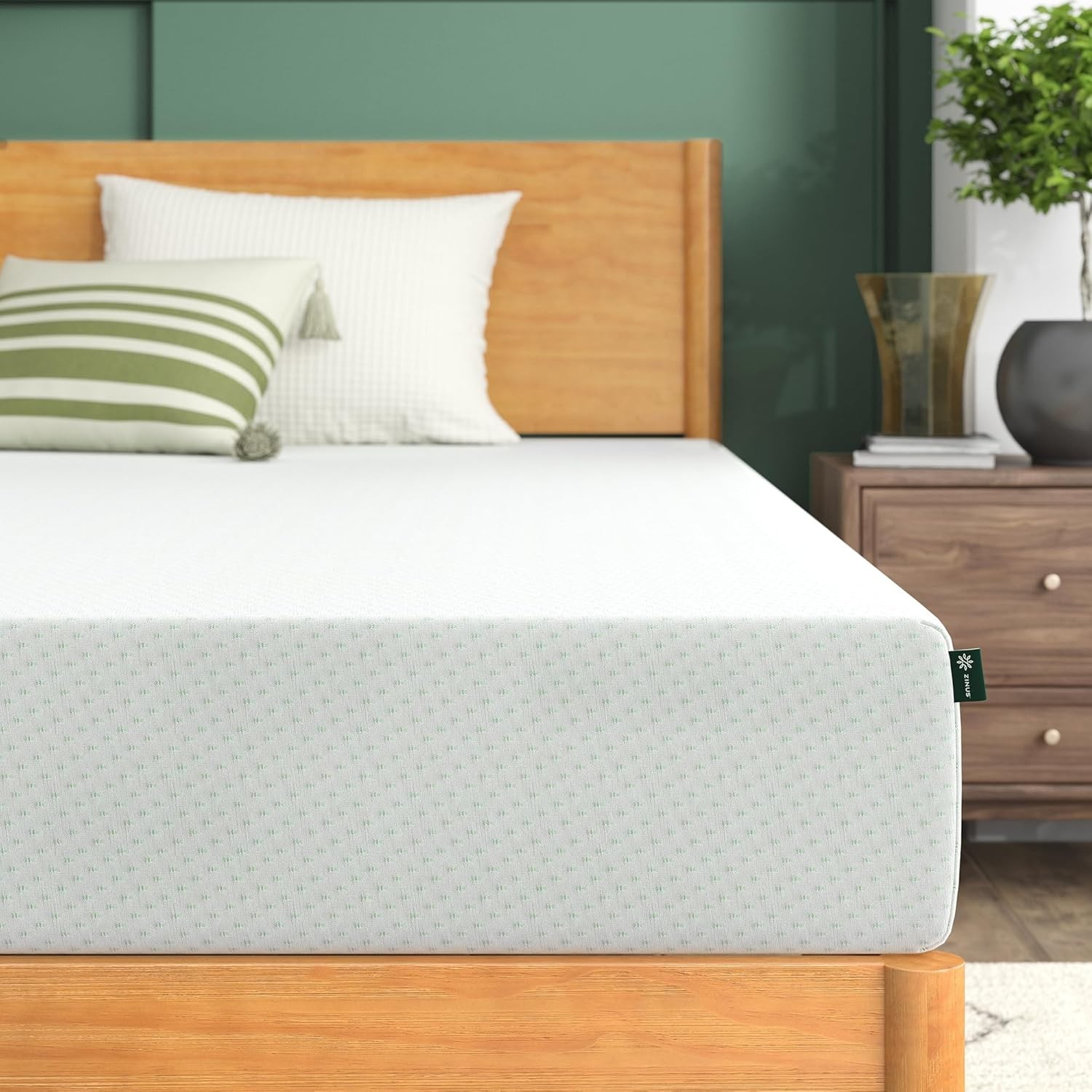 Zinus 8 Inch Green Tea Memory Foam Mattress, Short Queen, Fiberglass Free, Paten