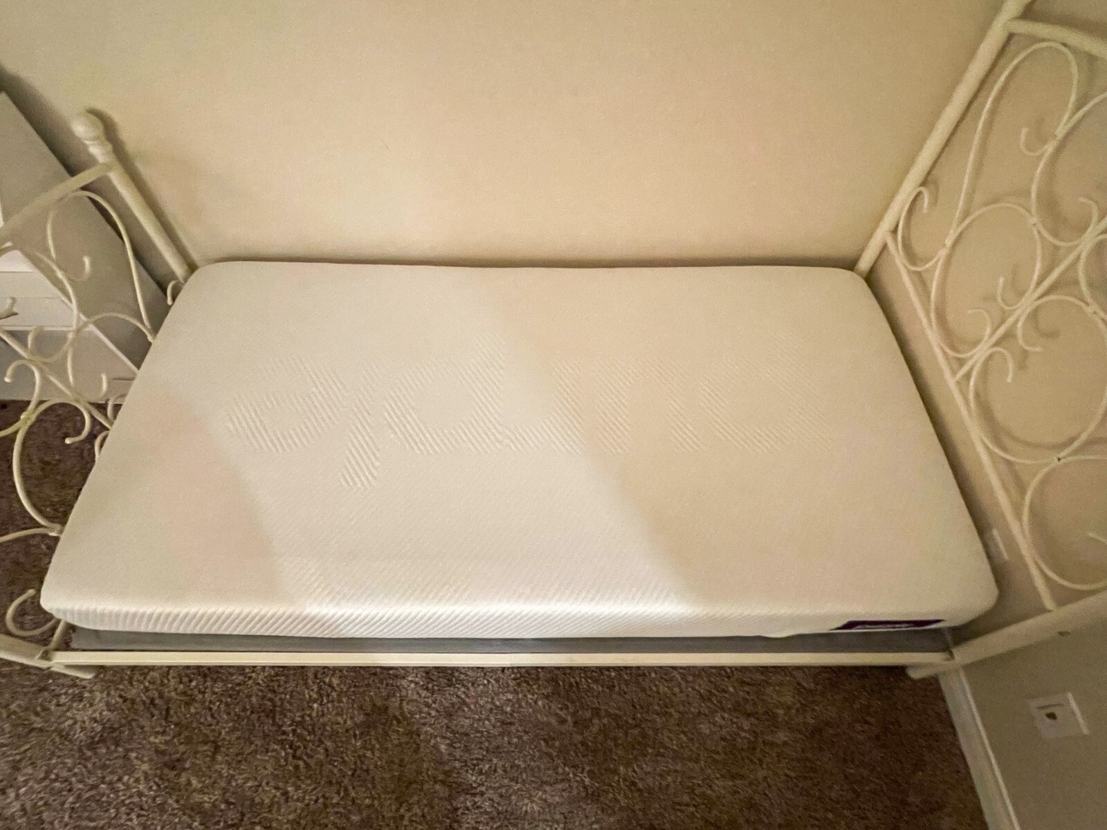 Purple Restore Hybrid Mattress – Twin XL Firm MSRP $1,999