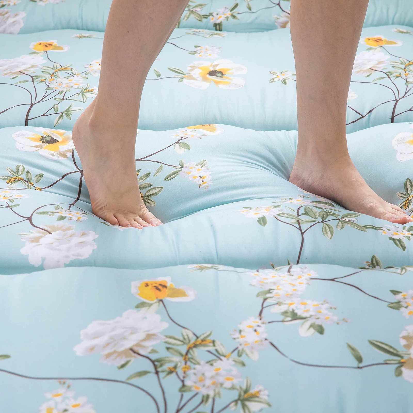 Rustic Floral Korean Floor Mattress, Foldable Mat Roll Up Camping Mattress, T…