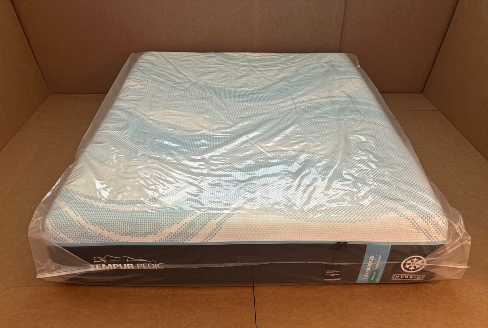 Tempurpedic Luxe Breeze Medium Hybrid 2.0 King Mattress MSRP $6399 BRAND NEW!