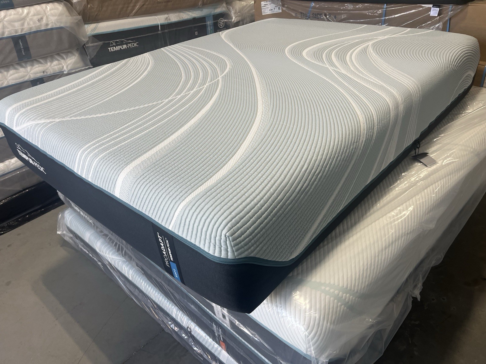 New Tempurpedic Pro Adapt Soft King Mattress MSRP 3,999.00 ProAdapt Tempur-pedic