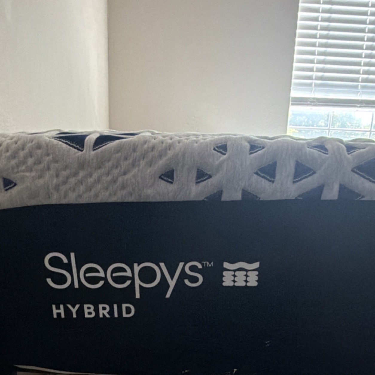 Sleepys Hybrid Twin Mattress Medium Firm Breathable Fabric Contemporary