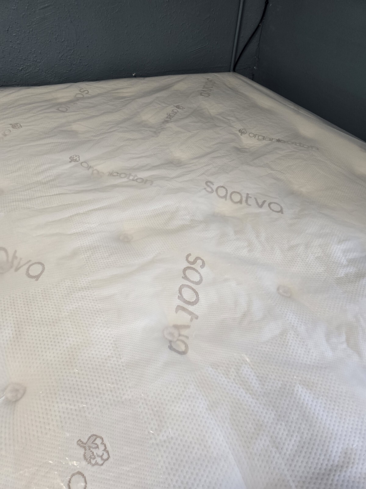 Saatva HD Queen Size Firm Mattress
