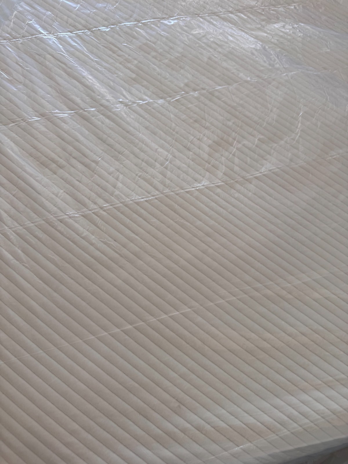 Tempur-pedic mattress Adapt Medium Contour Twin XL/ Split King ex-display.
