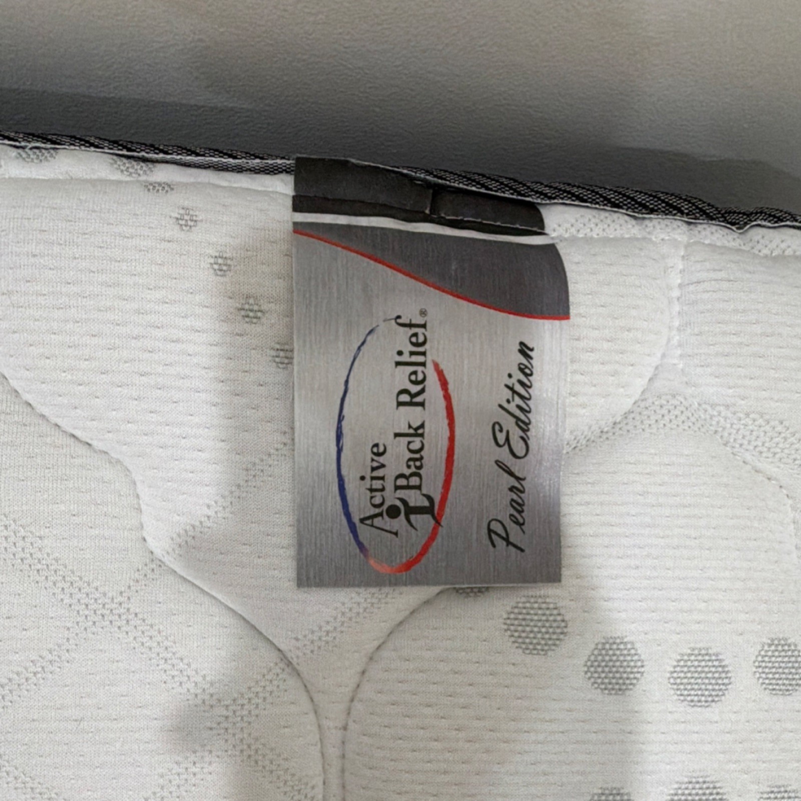 Active Back Relief Pearl Edition Queen Soft Innerspring Mattress White Gray