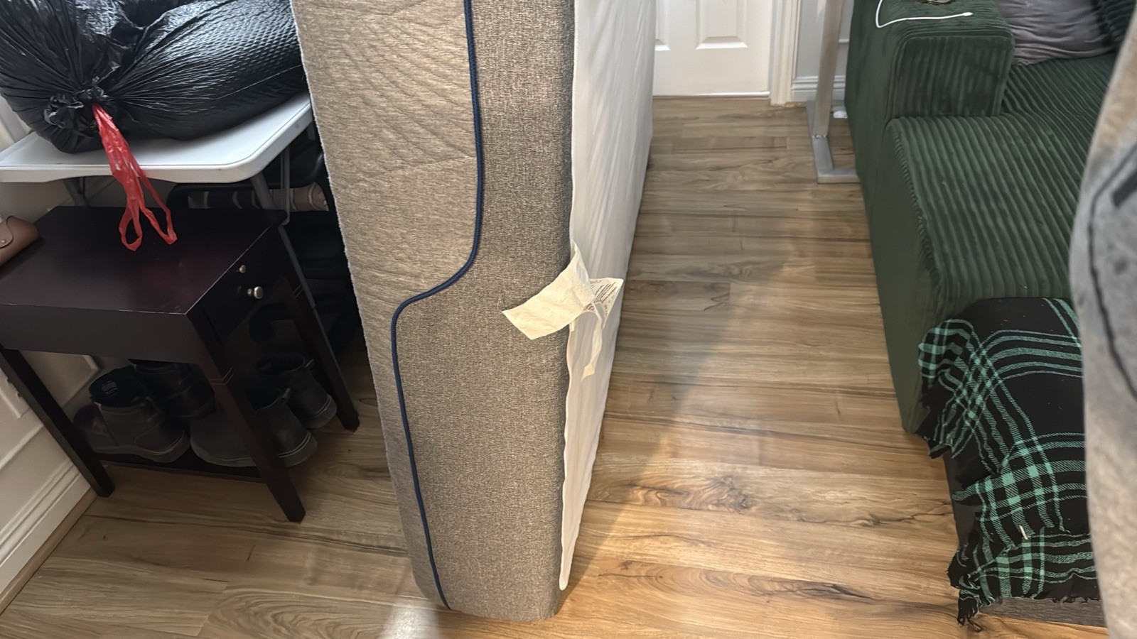 Cocoon Sense Queen Memory Foam Mattress Medium Firm Removable Cover Gray/White