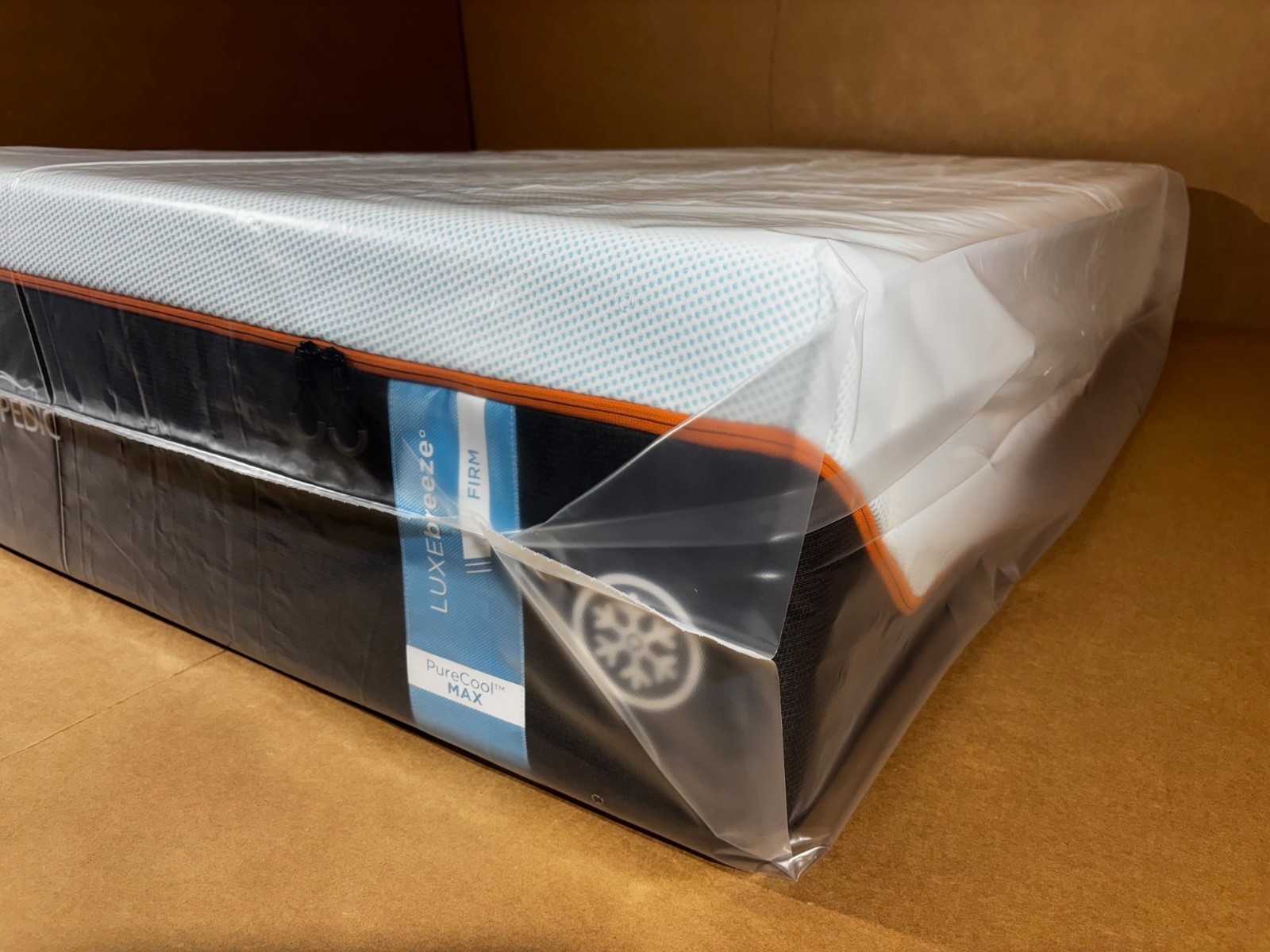 Tempurpedic Luxe Breeze Firm Twin XL Mattress LuxeBreeze MSRP $5199