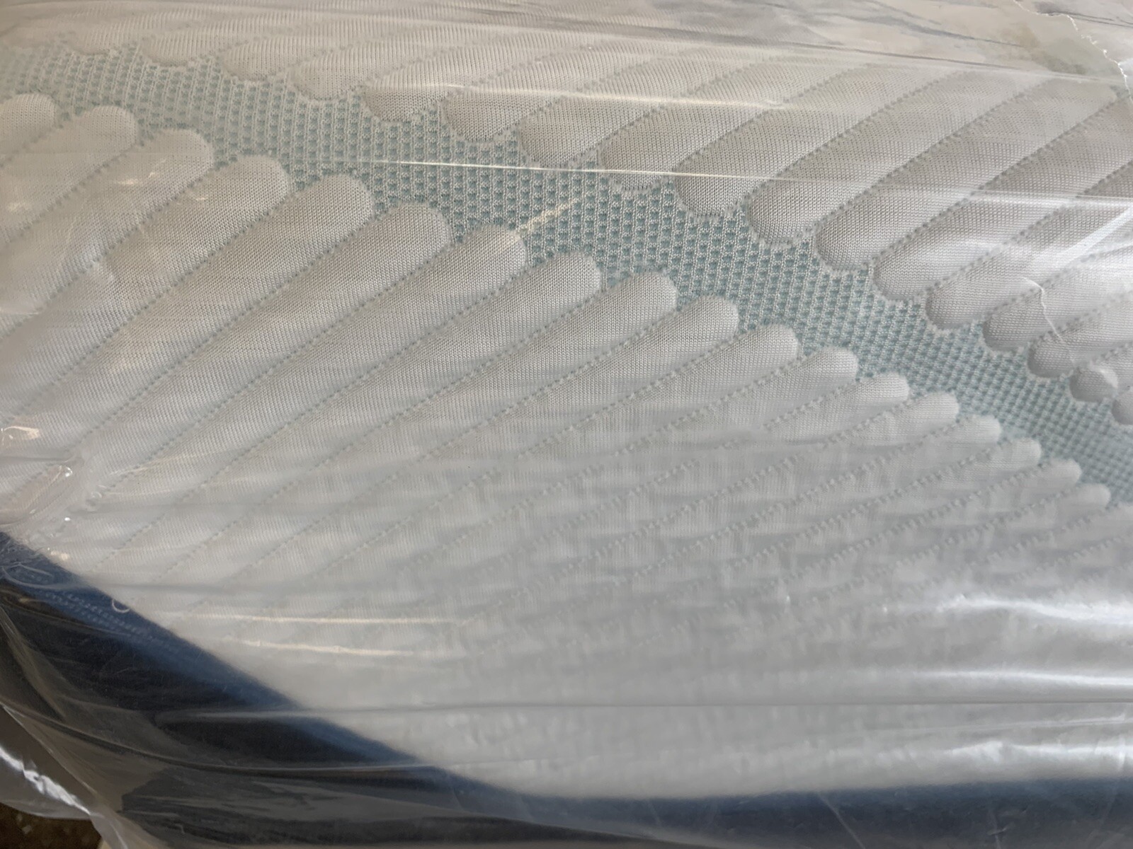 TempurPedic PRO ADAPT SOFT FULL MATTRESS NEW FAST SHIPPING CLOSEOUT FAST SHIP