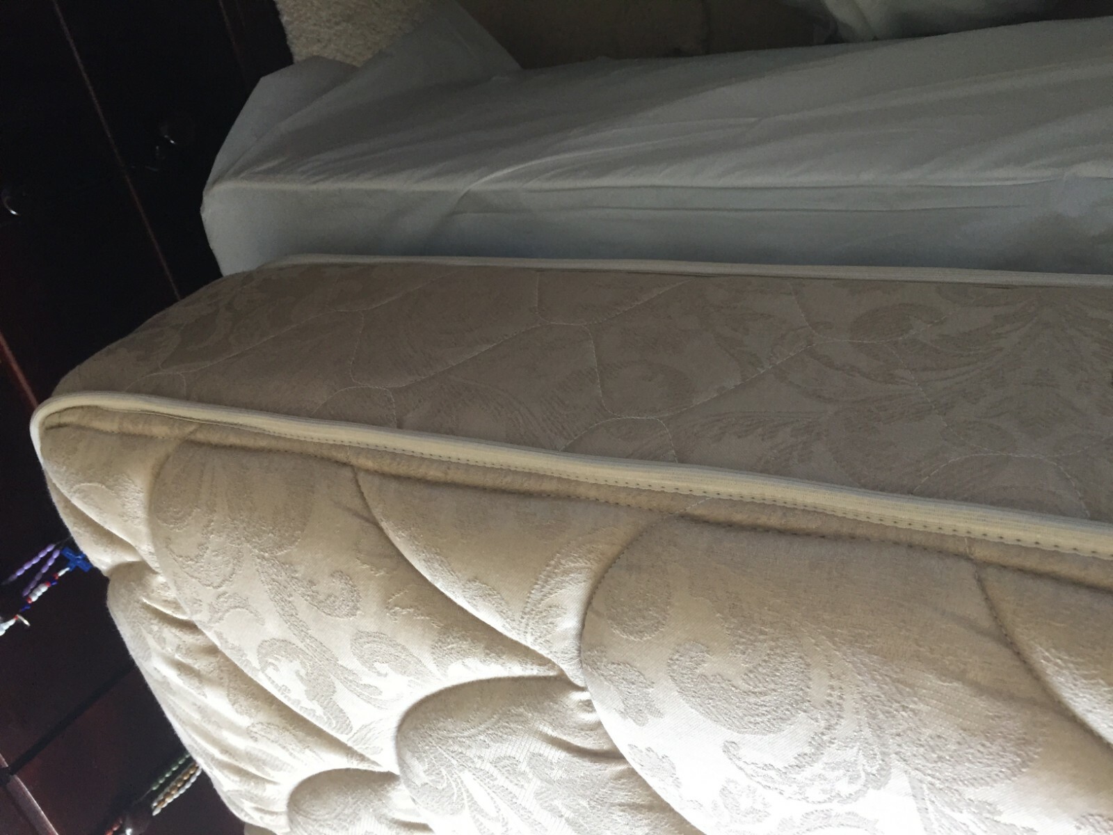 MACY’S 50% OFF QUEEN MATTRESS-SEALY PERFECT SLEEPER “SADDLEBROOK SUPREME”