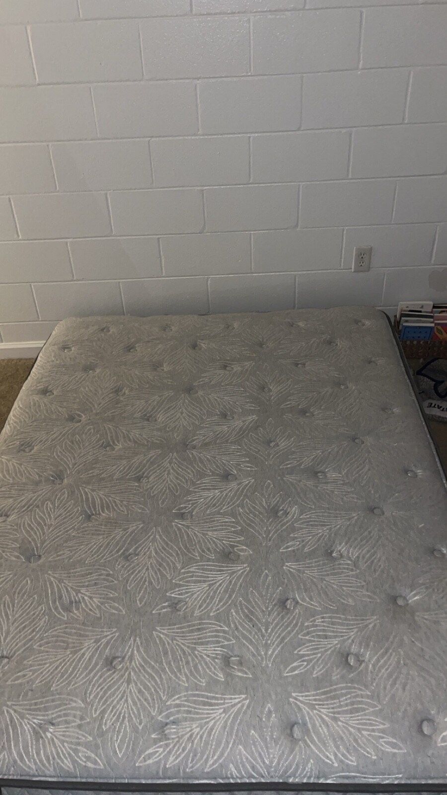 “Sealy Posturepedic® Spring Bloom 12″ Medium Mattress – Sleep Bliss Awaits!”