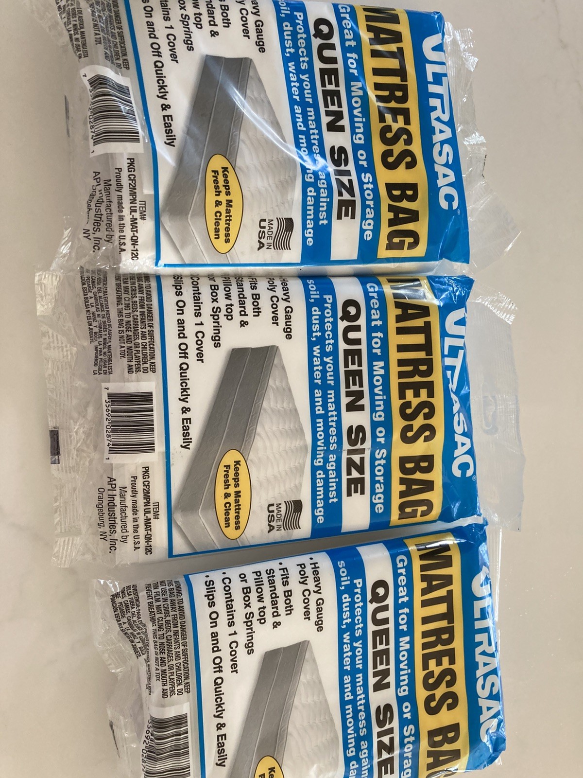 Queen Size Mattress Storage Bag. MAKE OFFER – 4 Pack