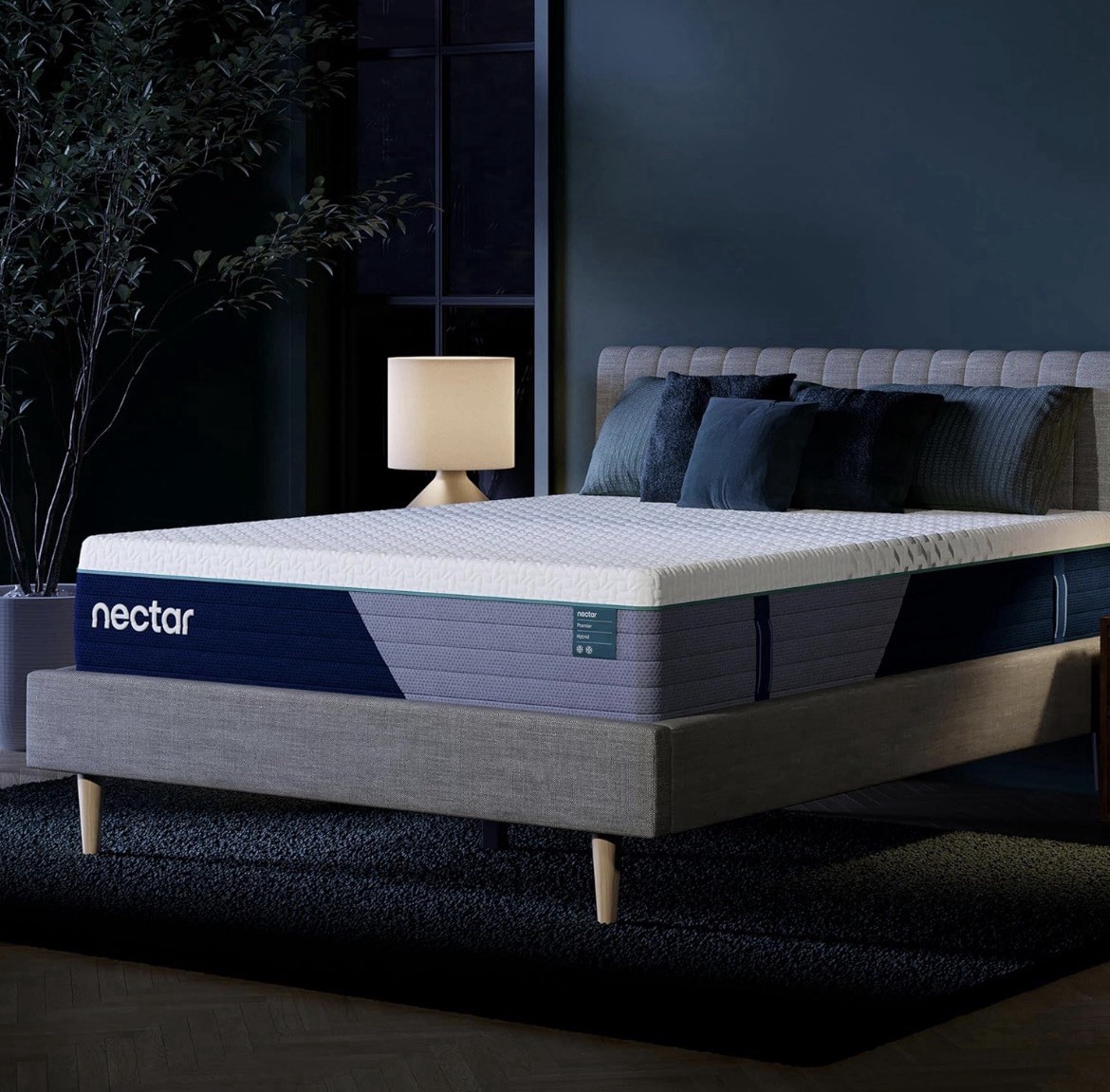 Nectar Premier 13” hybrid king mattress- Fast Shipping
