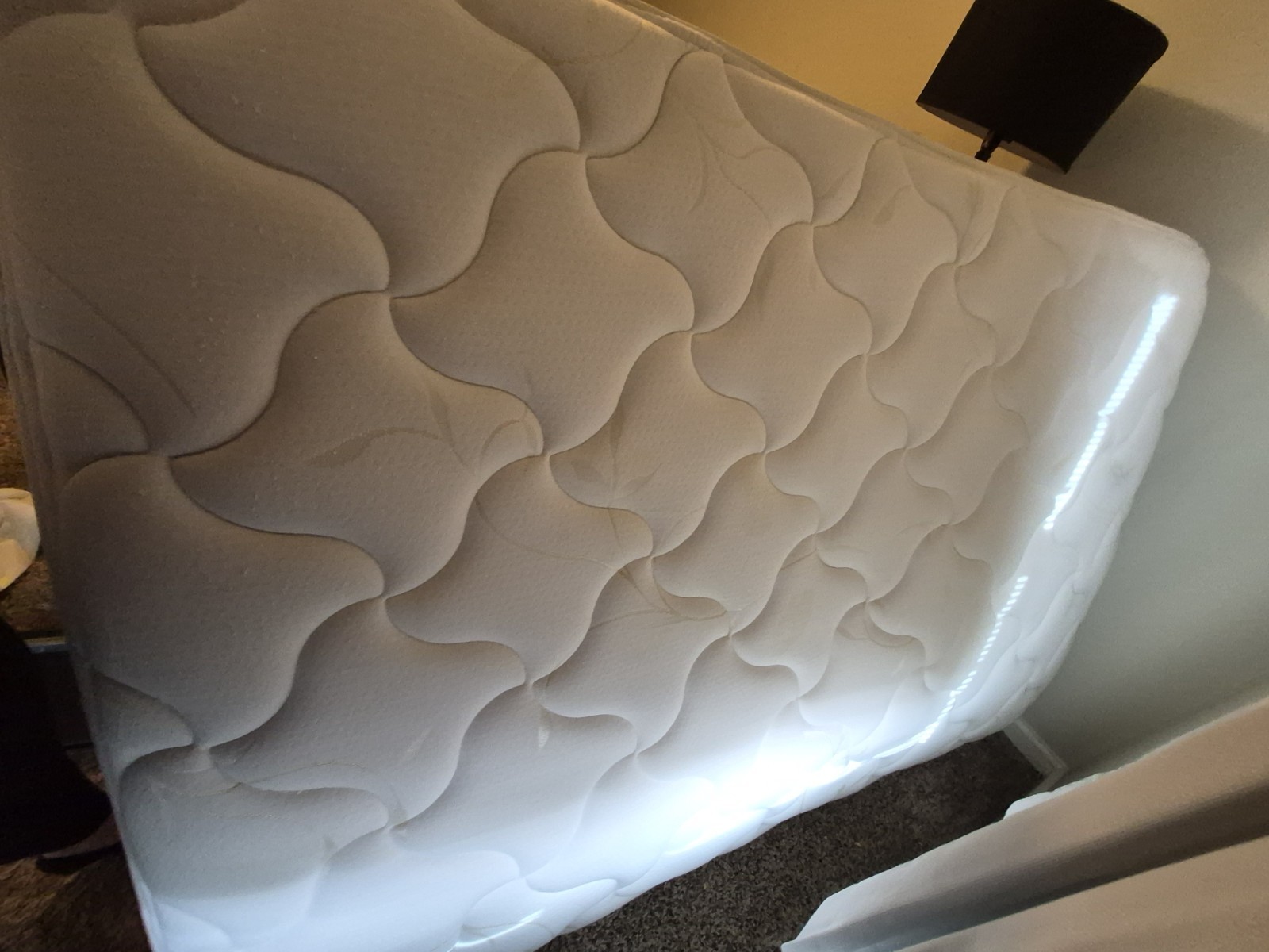 Serta Perfect Sleeper Full Memory Foam Mattress Medium Firm Abstract Print White
