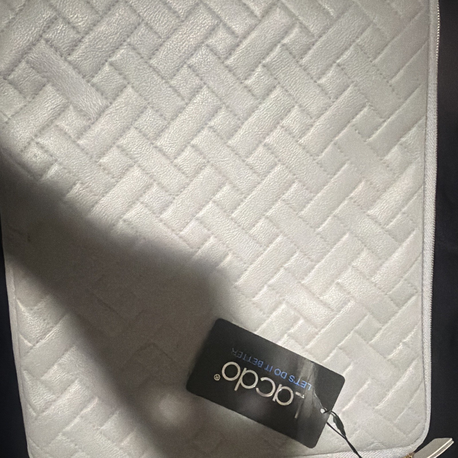 acdo Twin Foam Mattress Medium Firm, Breathable White Geometric Fabric Cover