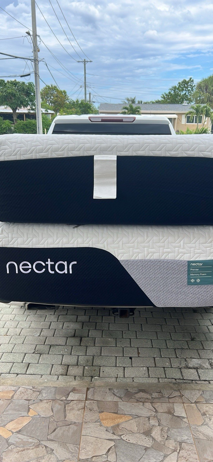 Nectar Premier Memory Foam Mattress Queen Medium Firm w/ Cooling Technology