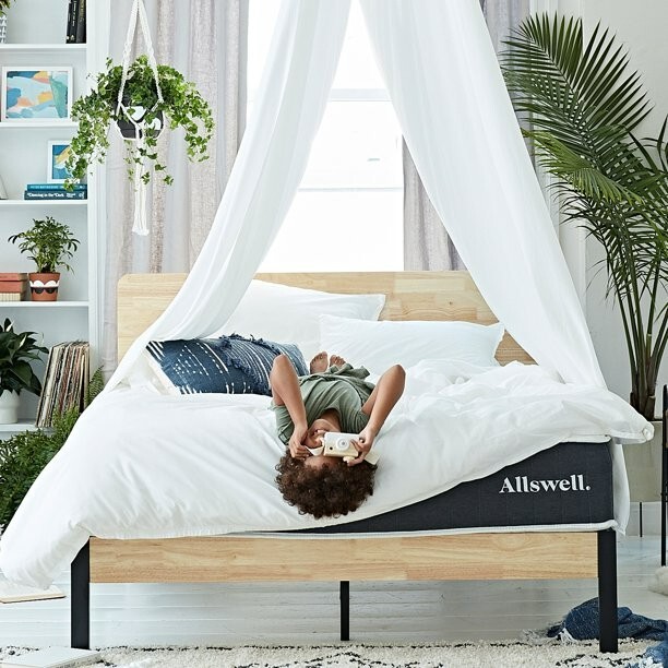 The Allswell 10″ Bed in a Box Hybrid Mattress, Queen, Brand New, Memory Foam